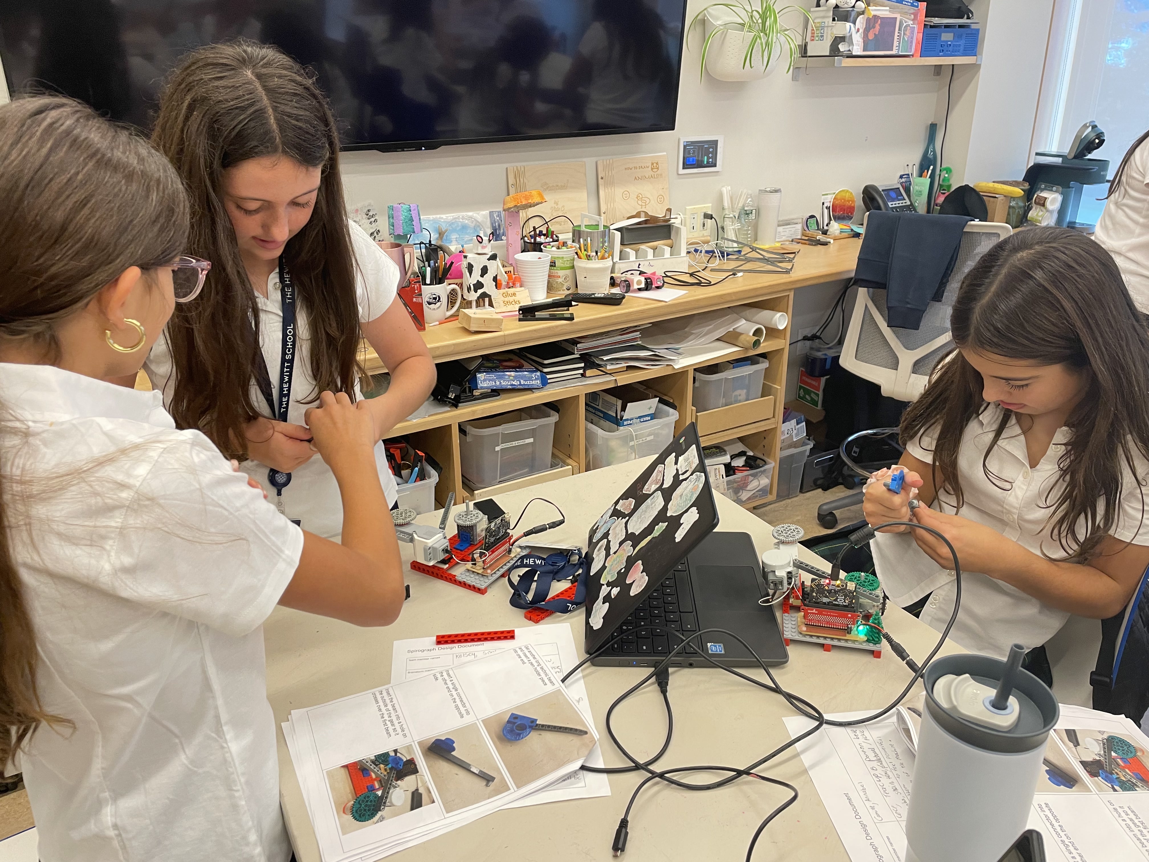 The Hewitt School  Maker Picture