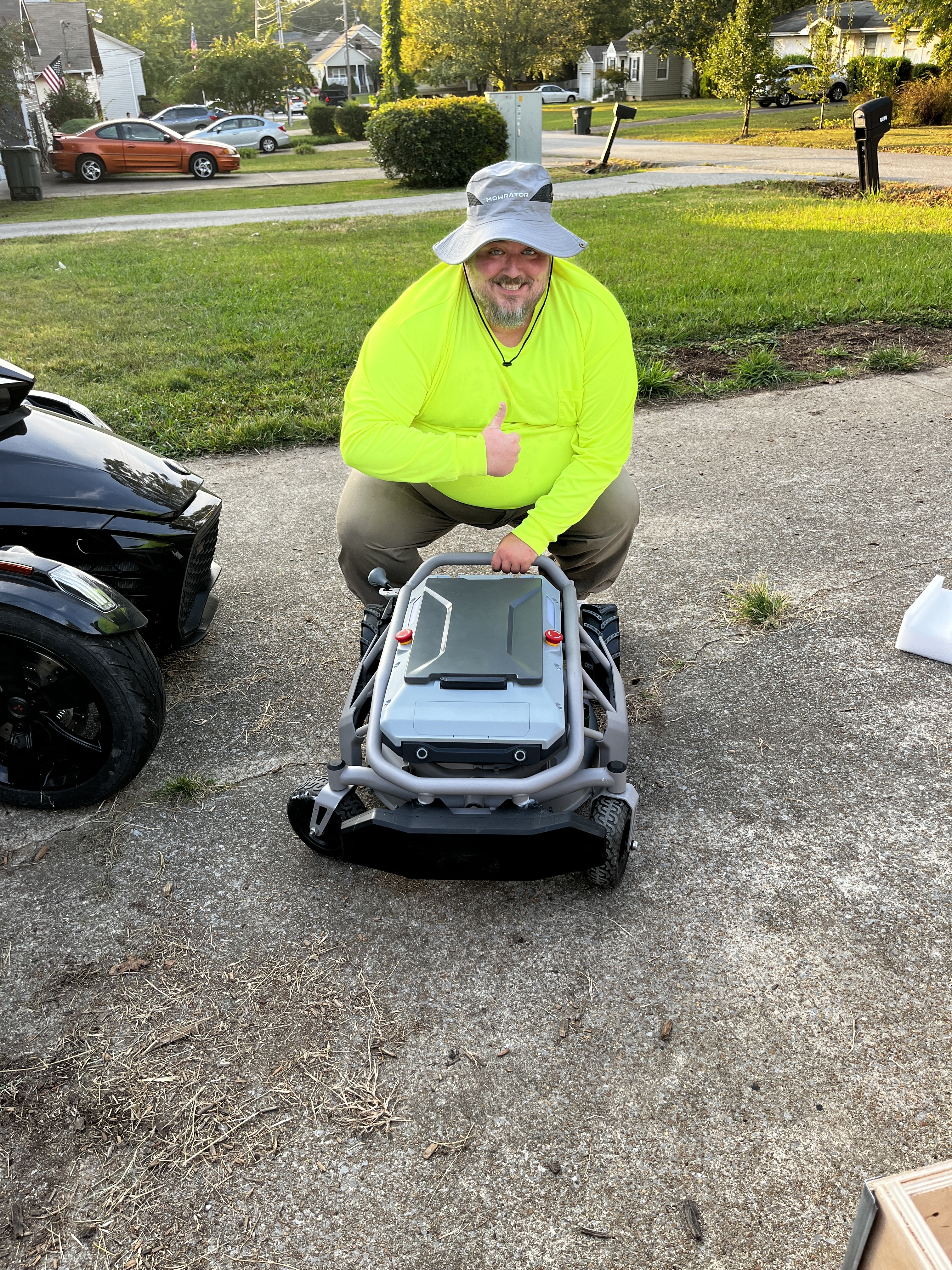 MowRator Smart RC Lawn Mowers Maker Picture
